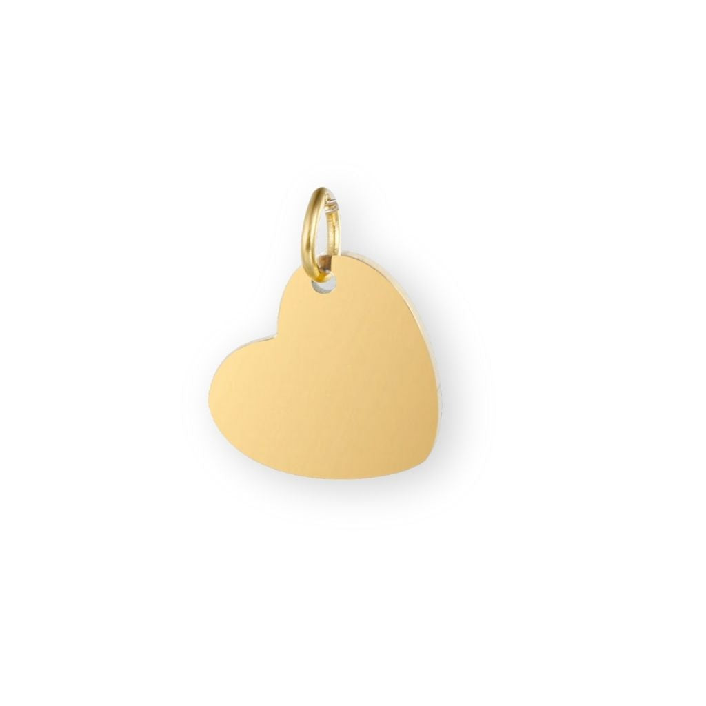 Une collection de pendentif coeur en or pour bola de grossesse de femme enceinte